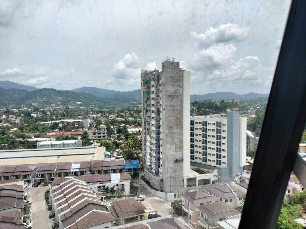 Eagle's Nest Condominium in Canduman