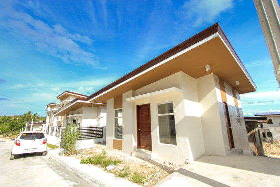 1Storey 3bedrooms house for sale Velmiro Heights Minglanilla Cebu near Gaisano
