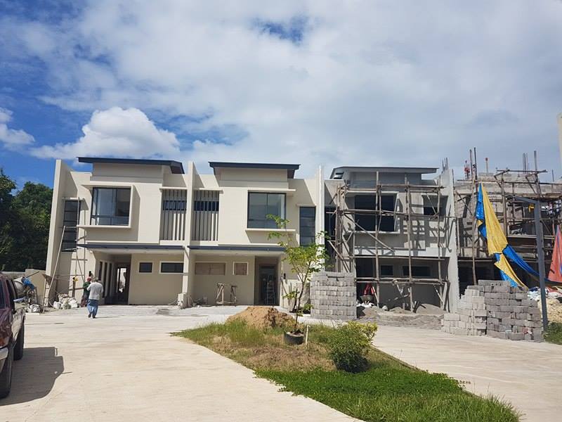 Duplex House For Sale BOTANIKA Talamban Cebu City