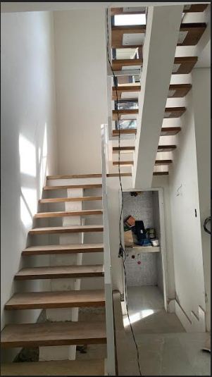 4 Wood Stair