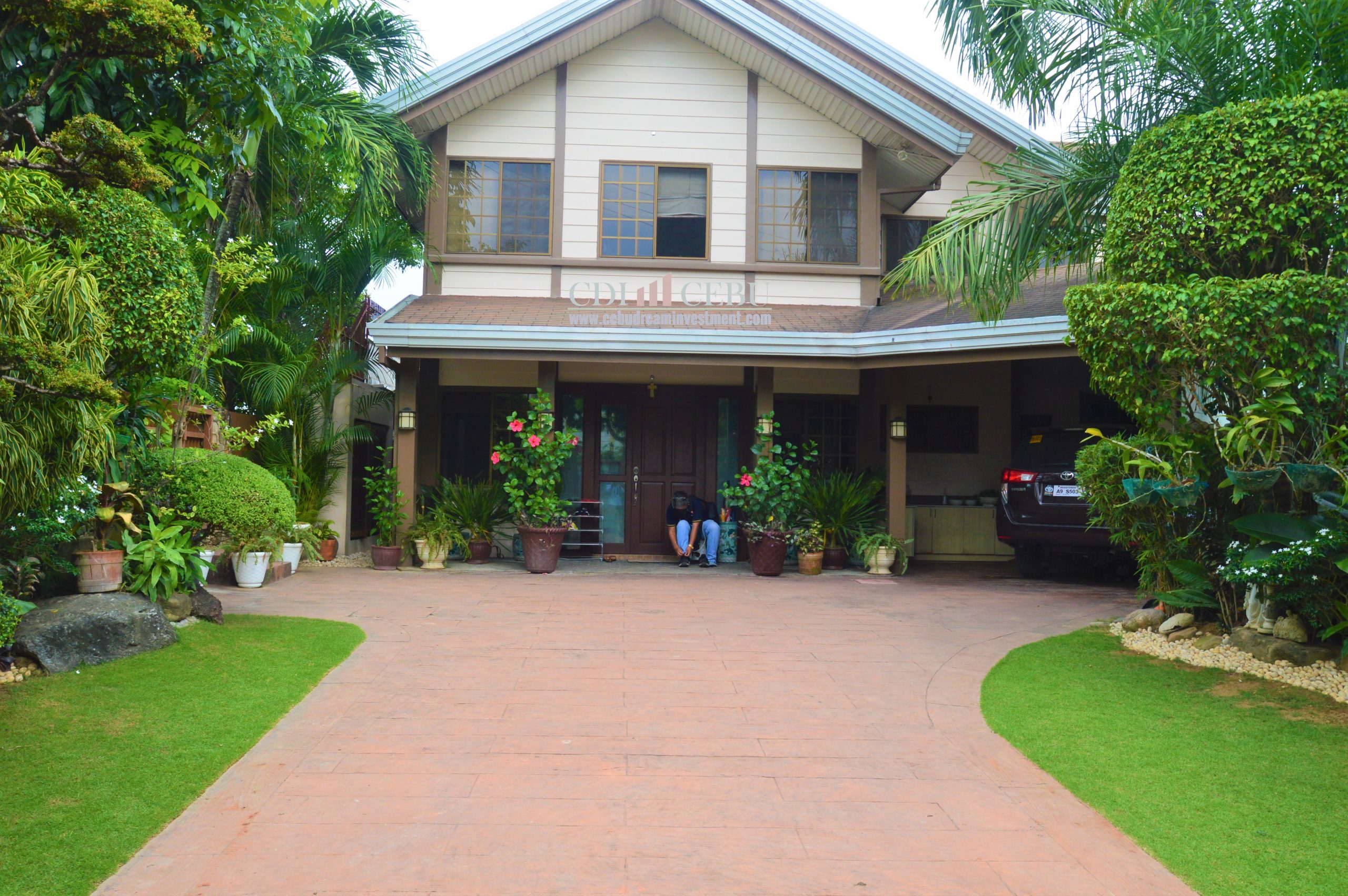 Garden Ridge house for SALE Cabancalan Mandaue City, Cebu