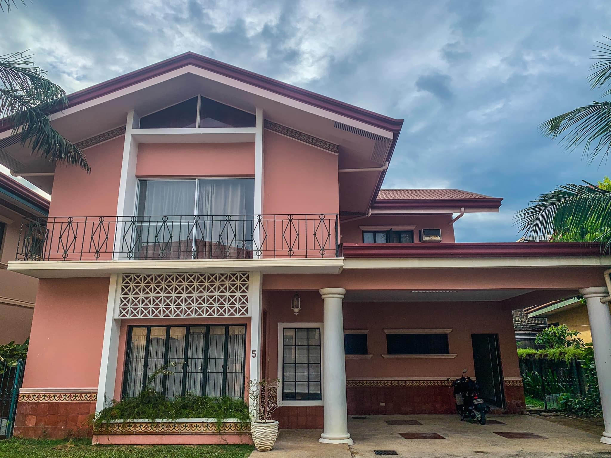 4 Bedroom House For Rent Banilad Mandaue City Cebu
