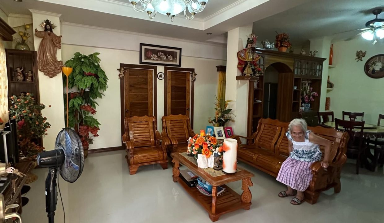 House and Lot for Sale in Deca Minglanilla, Cebu