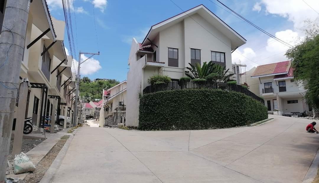 Luana Dos Subdivision Minglanilla