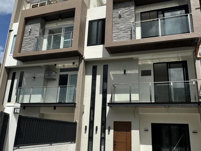 Modern 3-Storey for SALE in Tisa, Cebu City