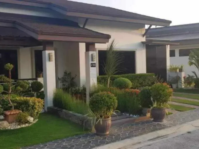 Astele Bungalow House for SALE, Maribago Lapu-Lapu City